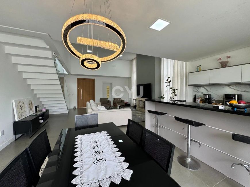 Casa em condomínio 3 dormitórios no Alphaville em Gravataí