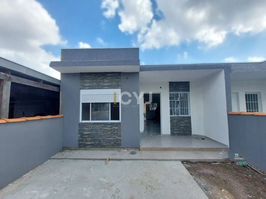 Casa 2 dormitórios com uma suíte no bairro Bonsucesso em Gravata