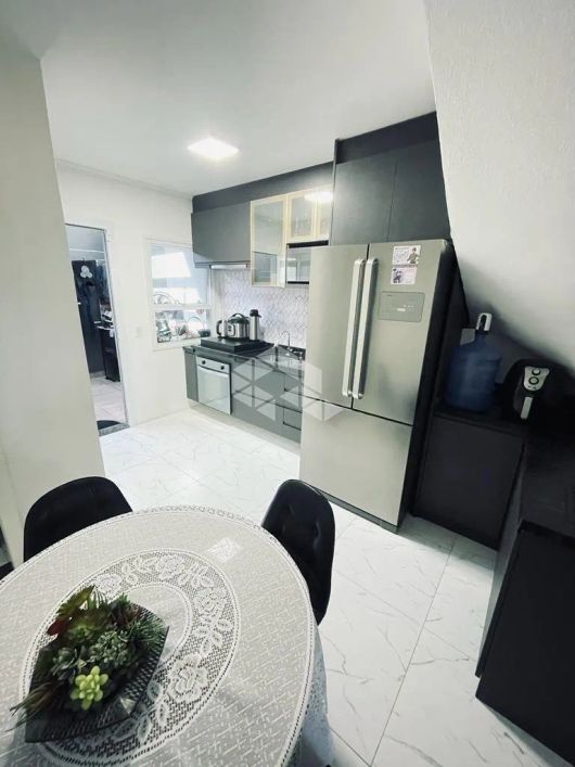 Sobrado 70m² mobiliado em Gravataí