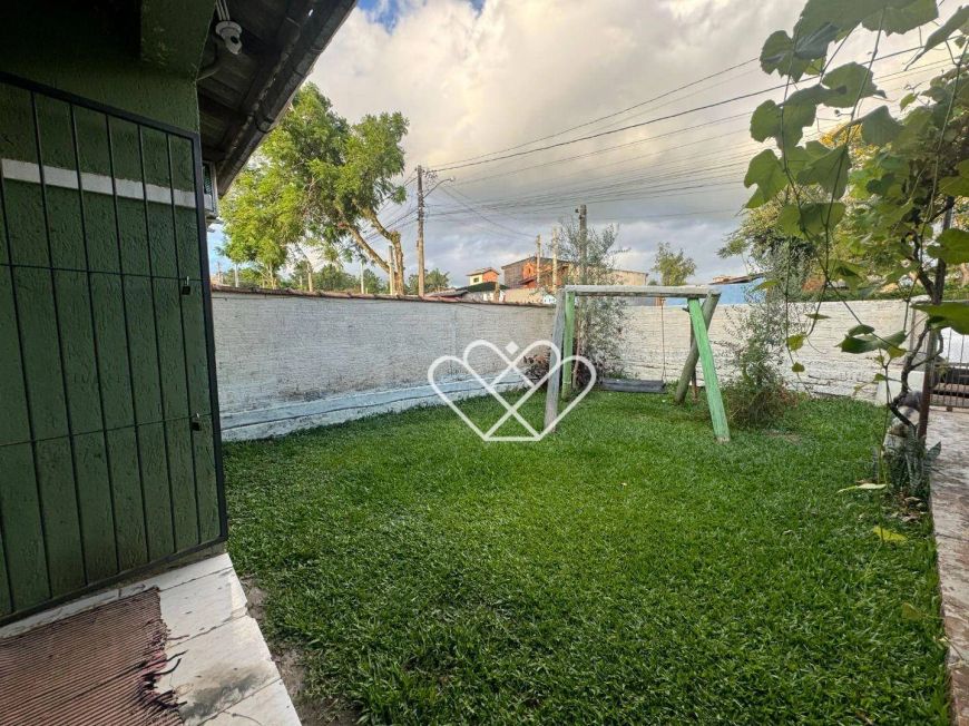 Casa Completa com Área de Lazer e Piscina no Bairro Neópolis