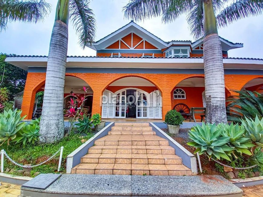 Casa em Condomínio Paragem dos Verdes Campos à venda, com 700m², 6 quartos 2 suítes - Paragem dos Ve