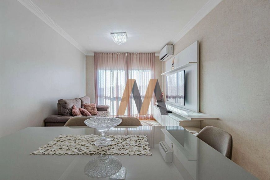Apartamento com 3 dormitórios à venda, 90 m² por R$ 660.000 - Centro - Gravataí/RS
