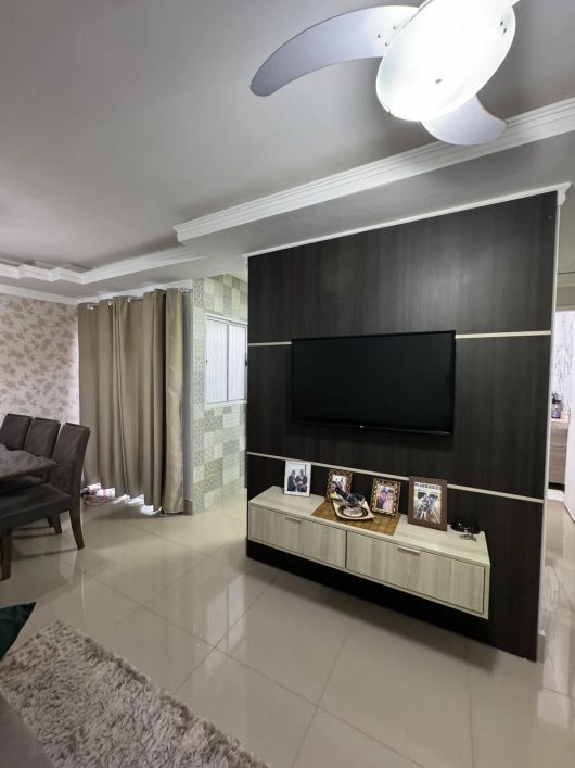 Vendo casa térrea com 2 quartos MOBILIADA - Esmeralda