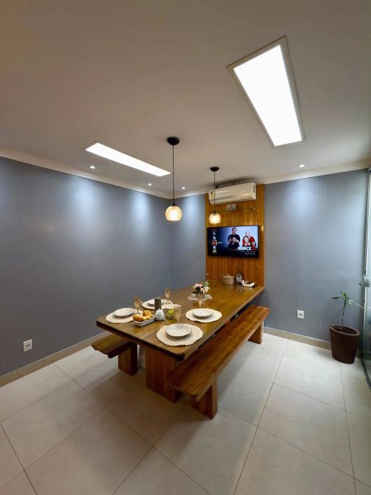 VENDE-SE CASA EM Condomínio Rubi - Porteira Fechada