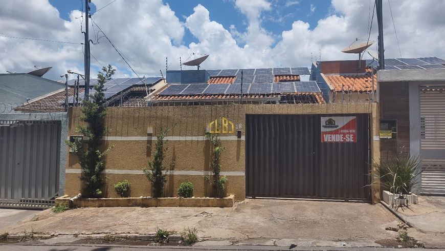 Magnifica casa a venda em Excelente Localização em Várzea Grande - MT