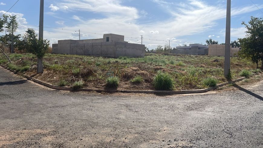 Oportunidade Terreno loteamento Parque das Aguas - Avenida Principal