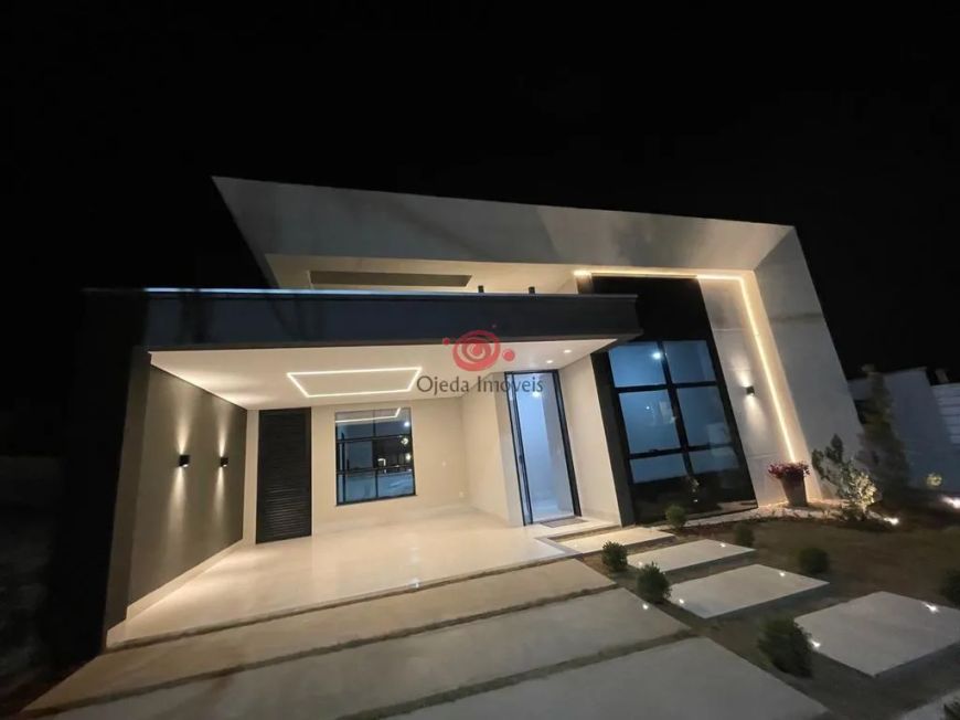 Casa térrea alto padrão no Condomínio Florais da Mata