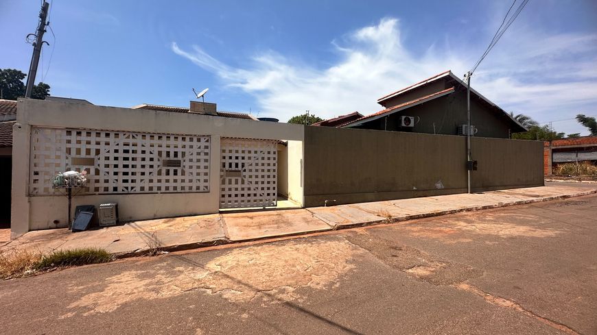 Vendo casa com 360 metros quadrados com 2 quartos em Marajoara - Várzea Grande - MT
