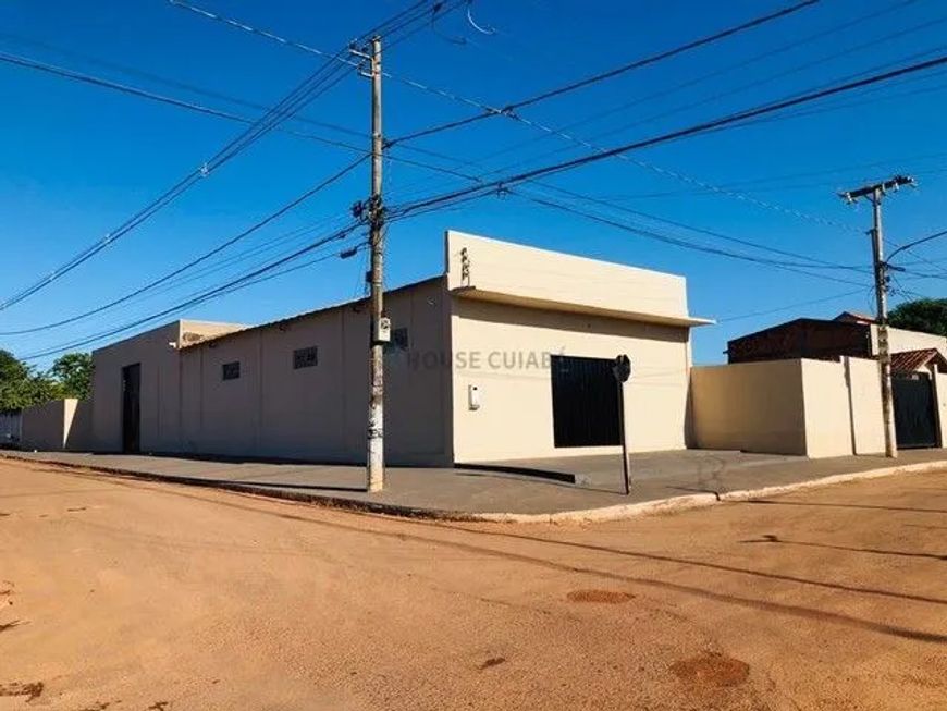 Vende-se um Galpão