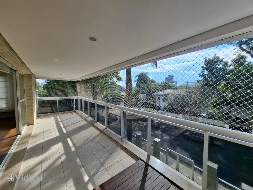 Apartamento de Alto Padrão