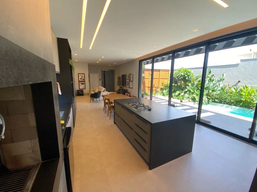 Térrea para venda com 266 metros quadrados com 4 quartos
