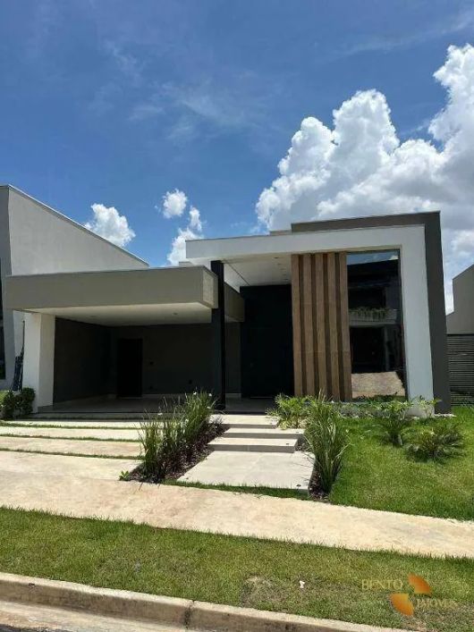 Casa com 3 dormitórios à venda, 222 m² por R$ 2.340.000 - Florais da Mata - Várzea Grande/MT