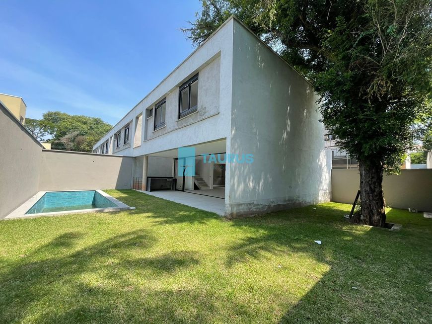 Casa de condomínio á venda , 4 suítes , 4 vagas , piscina no quintal , 450 m² , Santo Amaro.