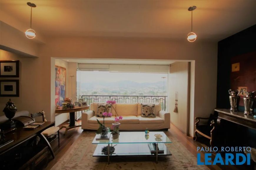 APARTAMENTO - ALPHAVILLE - SP