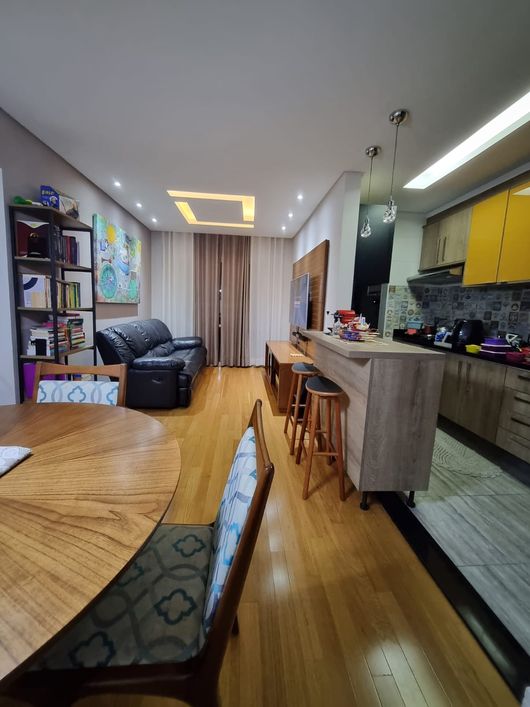 Apartamento para venda tem 69 metros quadrados com 2 quartos em Jardim Tupanci - Barueri - SP