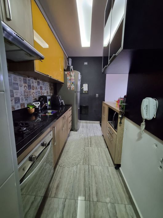Apartamento para venda tem 69 metros quadrados com 2 quartos em Jardim Tupanci - Barueri - SP