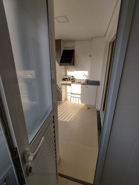 Excelente Apartamento Varandas Aldeinha Barueri. Aceita permuta por carro ou terreno. Aproveite!!!