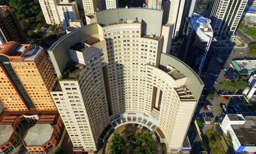 Flat Radisson Alphaville 32m² 1 dormitório 1 vaga para investimento no pool.