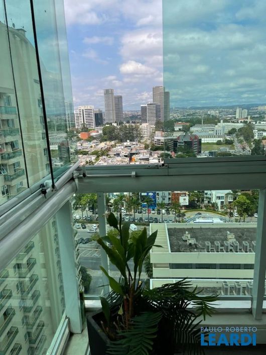 APARTAMENTO - ALPHAVILLE - SP