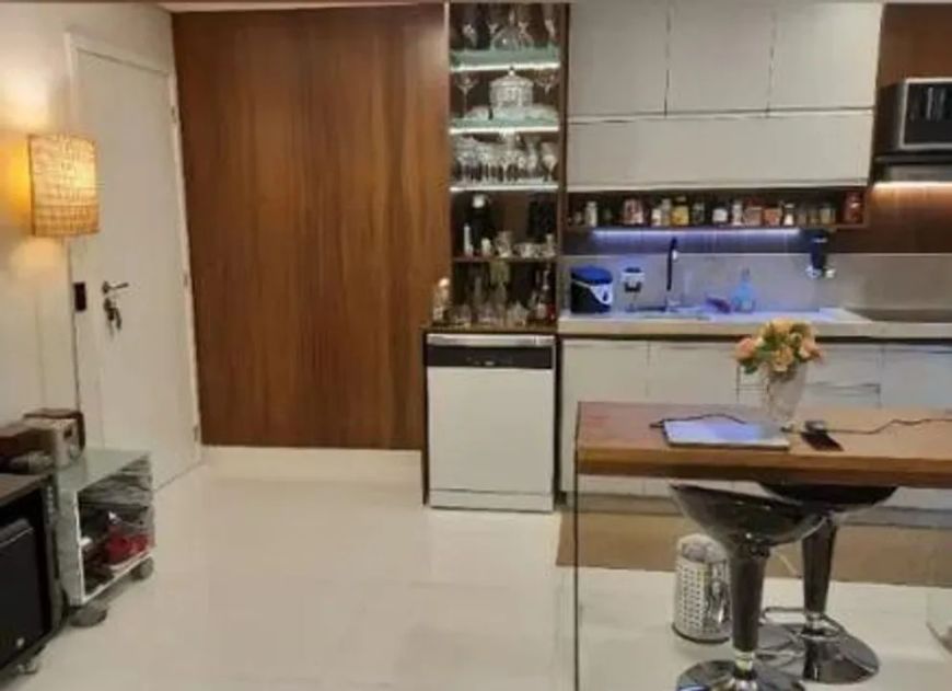 Apartamento para Venda em Barueri, Dezoito do Forte Empresarial/Alphaville., 1 dormitório, 1 suíte,