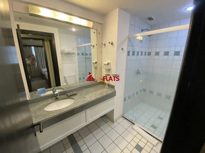 Flat com ótimo preço no bairro Alphaville. Confira!