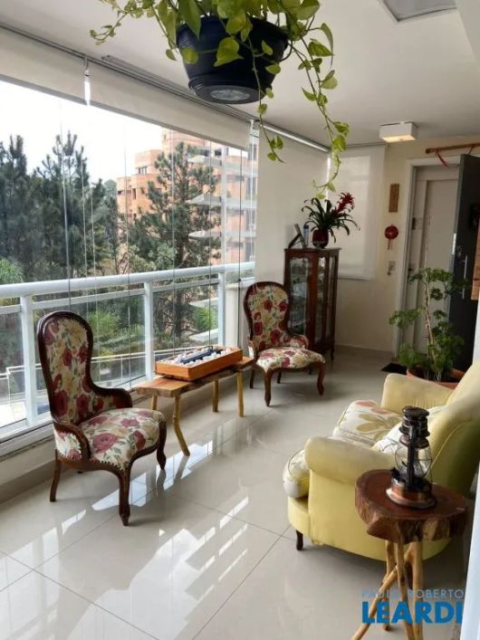 APARTAMENTO - EMPRESARIAL 18 DO FORTE - SP