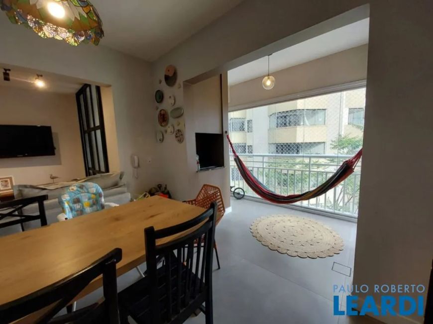 APARTAMENTO - ALPHAVILLE - SP