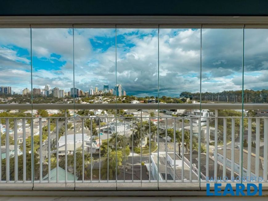 APARTAMENTO - ALPHAVILLE - SP