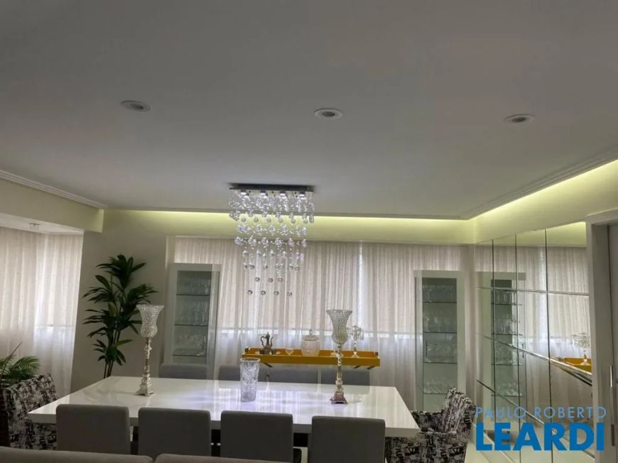 APARTAMENTO - ALPHAVILLE - SP