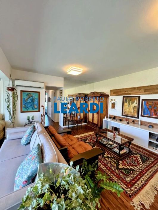 APARTAMENTO - ALPHAVILLE - SP