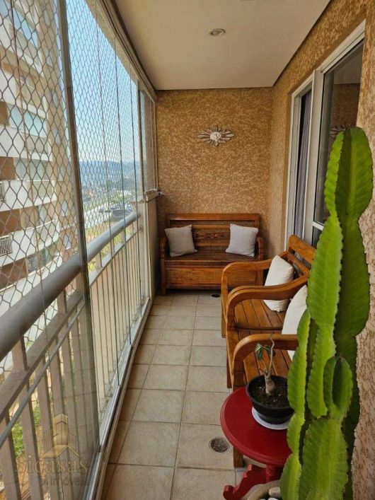 Apartamento à venda em Alphaville com 3 quartos sendo 1 suíte e 2 vagas