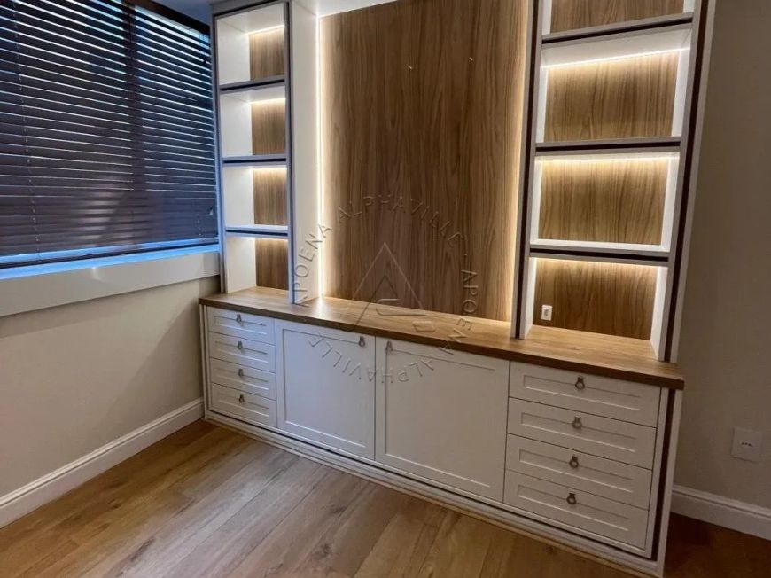 Excelente Sala Comercial á Venda em Alphaville