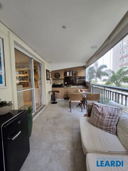 APARTAMENTO - ALPHAVILLE - SP