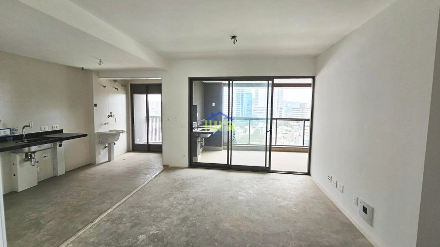 Apartamento à venda, 2 suítes, 2 vagas, piscina - Sítio Tamboré Alphaville, Barueri, SP