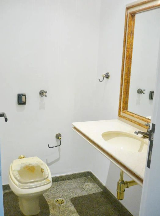 Amplo Apartamento alto padrão com 4 dormitórios, 250 m² em Moema