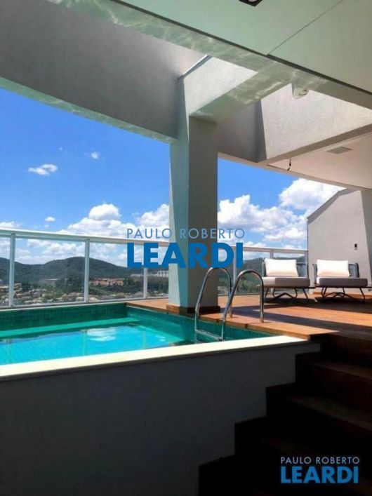 TRIPLEX - EMPRESARIAL 18 DO FORTE - SP