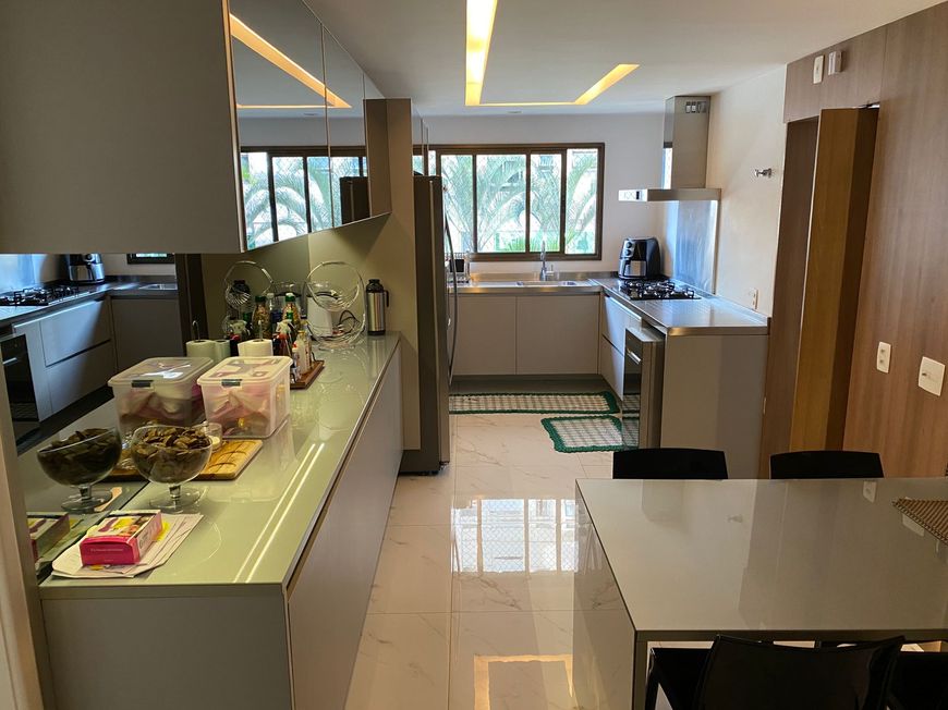 Apartamento Moderno À Venda no Edifício Chateau Alphaville, Barueri – SP