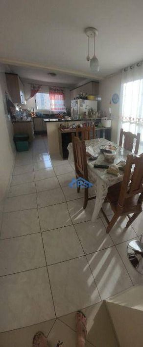 Sobrado com 3 Quartos - Jardim dos Camargos - Barueri/SP