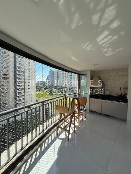 Apartamento à venda em Barueri-SP, Alphaville Empresarial: 3 quartos, 2 suítes, 3 salas, 3 banheiros