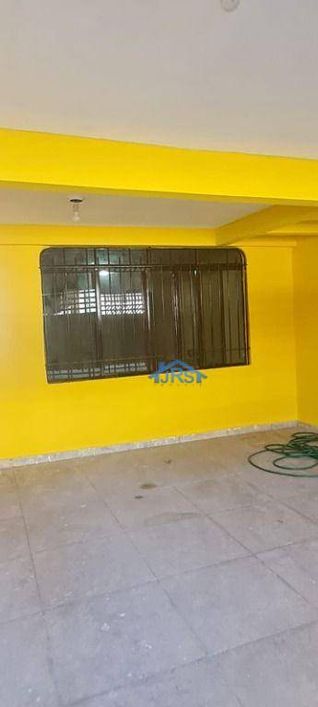 Sobrado com 4 dormitórios à venda, 218 m² por R$ 999.000,00 - Jardim Tupanci - Barueri/SP