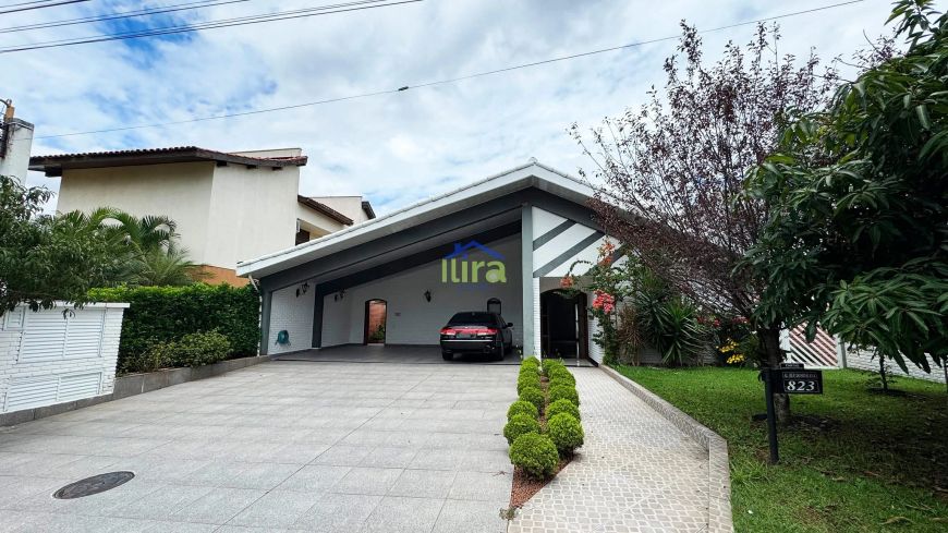 Casa de condomínio para venda e locação 560M², 4 Dormitórios, 2 suítes, espaço gourmet, 6 vagas, R