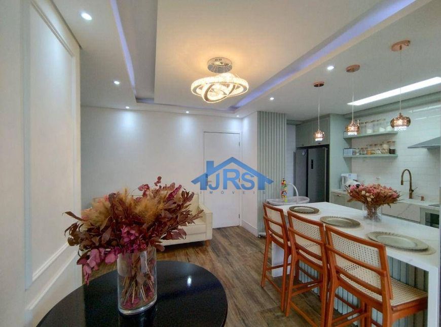 Apartamento com 2 quartos - Jardim Tupanci - Barueri/SP