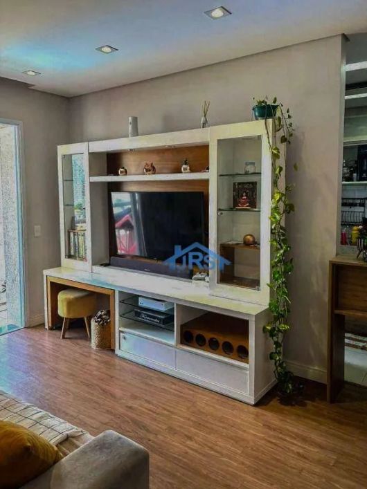Apartamento com 3 dormitórios à venda, 70 m² por R$ 700.000,00 - Condomínio Essencialle Home Clube -