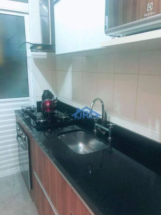 Apartamento com 2 Quartos - Jardim Tupanci - Barueri/SP