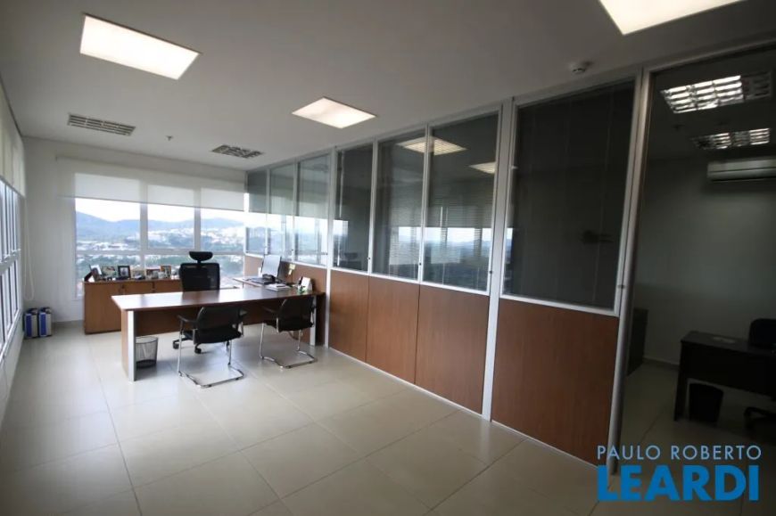 COMERCIAL - ALPHAVILLE - SP