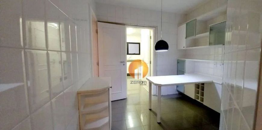 Apartamento á Venda - 106m² - 03 dormitórios, 02 suítes, 03 vagas - Venda
