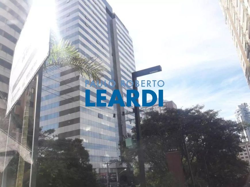 CONJ. COMERCIAL - ALPHAVILLE - SP
