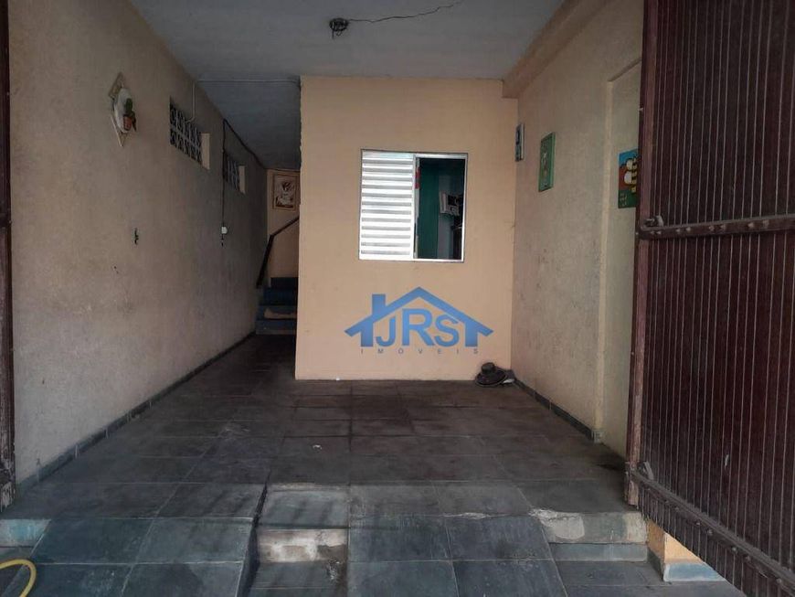 Sobrado com 5 dormitórios à venda, 250 m² por R$ 1.750.000,00 - Jardim Tupanci - Barueri/SP