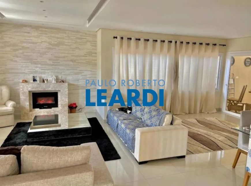 CASA EM CONDOMÍNIO - TAMBORÉ - SP
