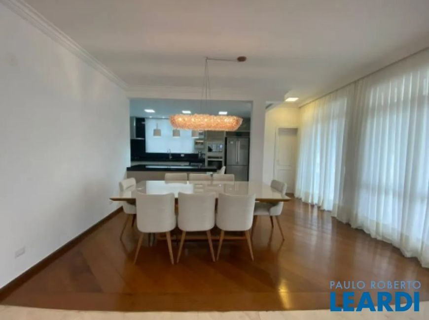 CASA EM CONDOMÍNIO - ALPHAVILLE - SP